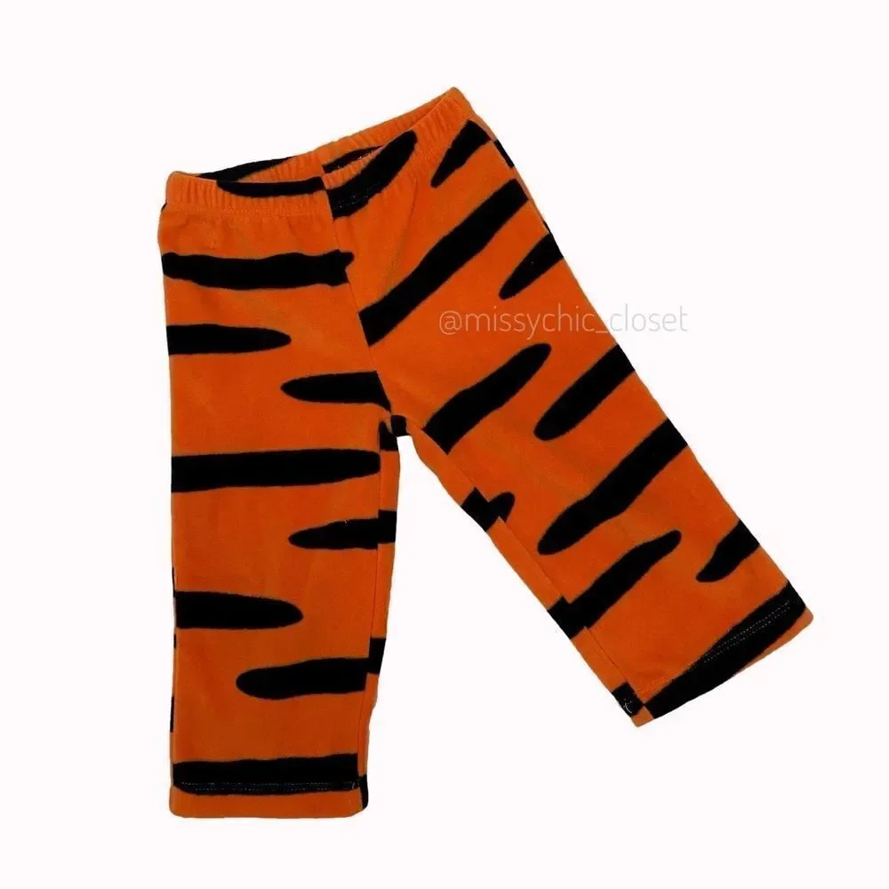 Carter’s 12 Months Cute Tiger Costume - Picture 4 of 7